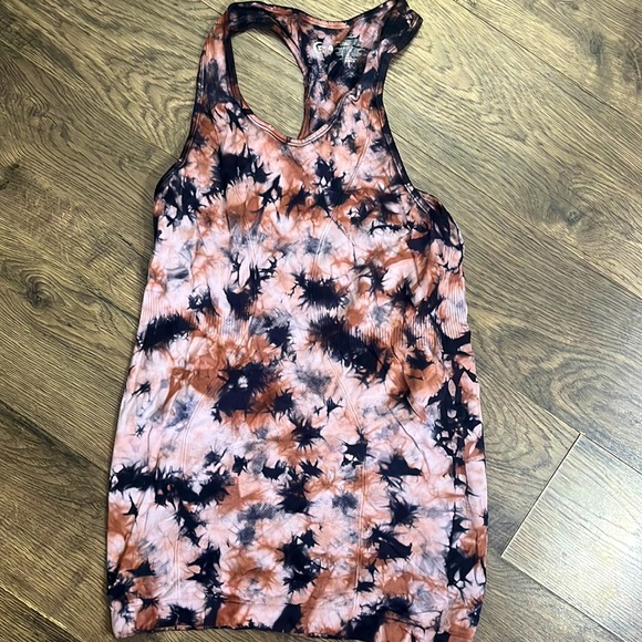 Rust Hendrix Seamless Tank - Picture 1 of 3